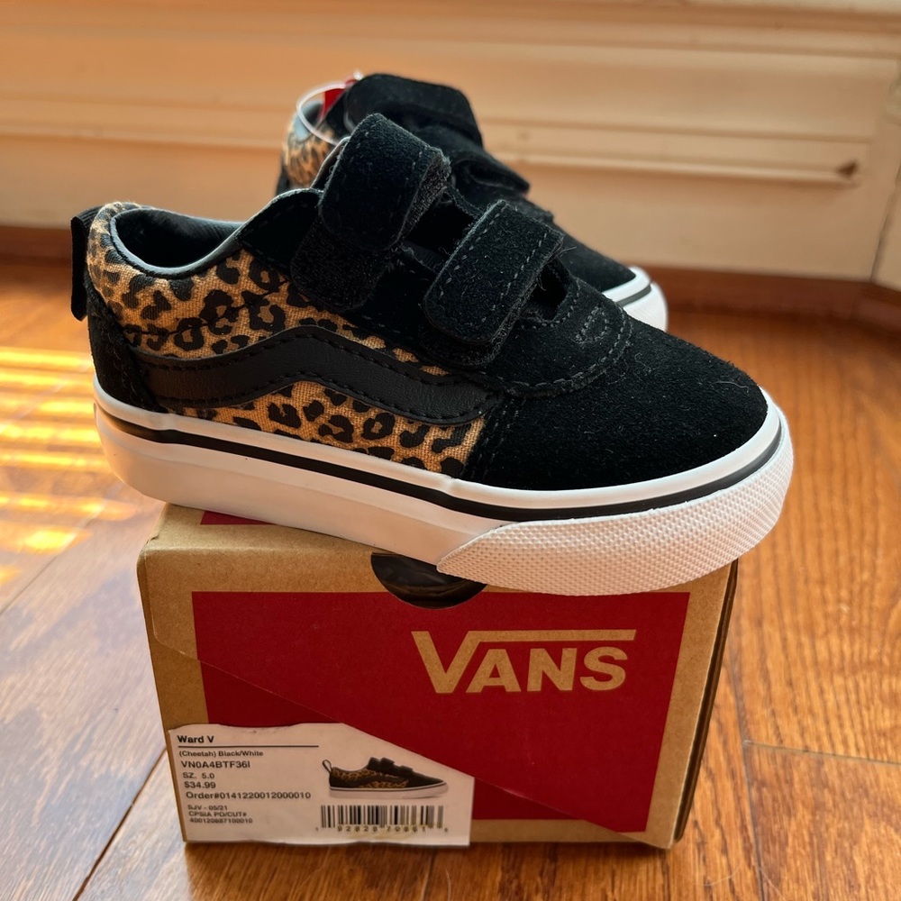 Toddler or Baby Vans Ward V Cheetah Velcro Sz 5 NWT
